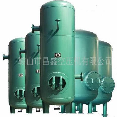 【立式儲氣罐】穩(wěn)穩(wěn)站立，蓄勢以待